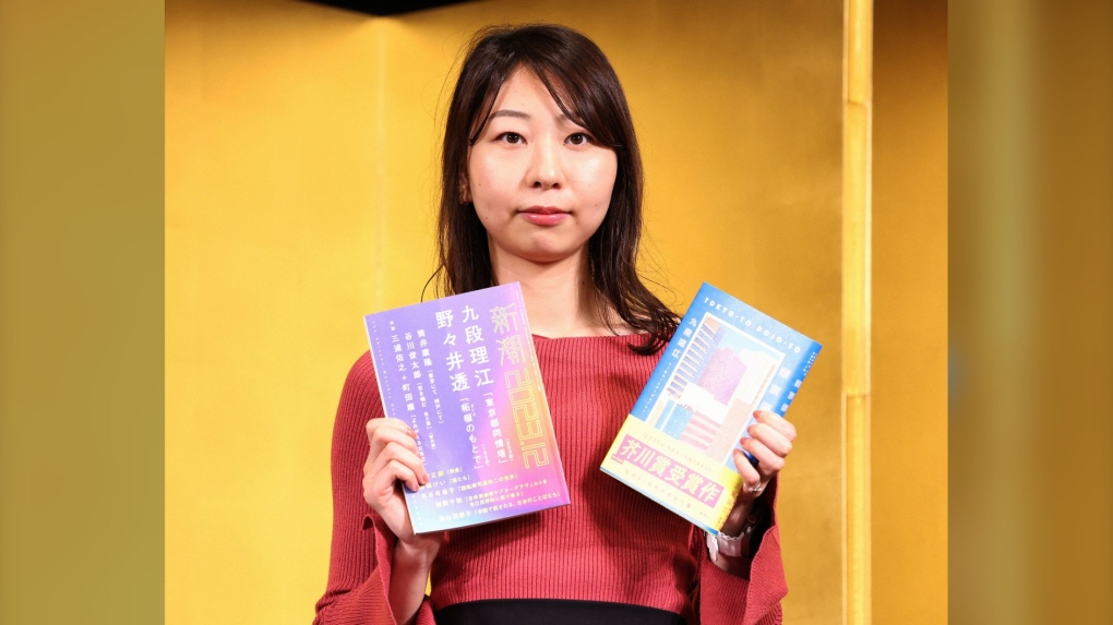 الفائزة بأرقى جائزة أدبية في اليابان تعترف باستخدامها ChatGPT | ديناصور.تك